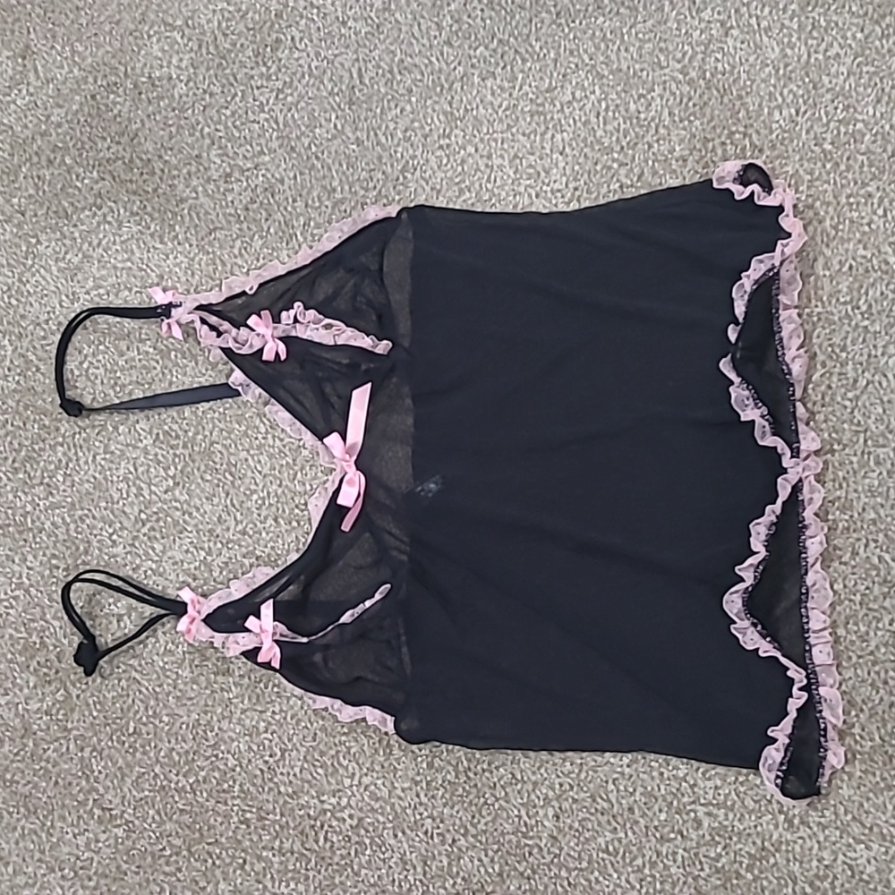 Leaving June: VS Lingerie Top and new Undie